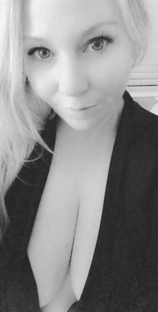 SandraLou 8 SandraLou 8