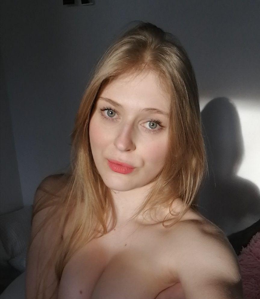 Pluganalgirl 8 Pluganalgirl 8