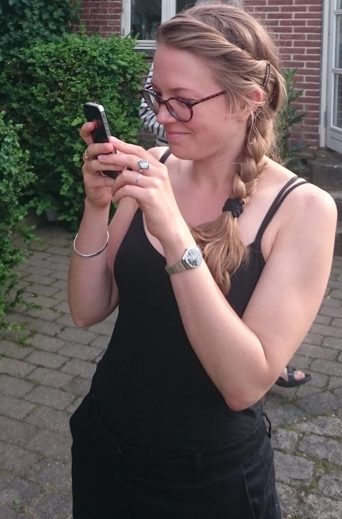 Leilandra 9 Leilandra 9