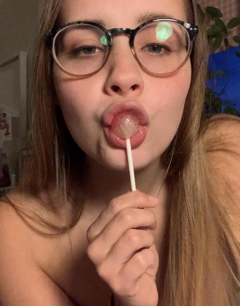 Jeunefille05 7 Jeunefille05 7