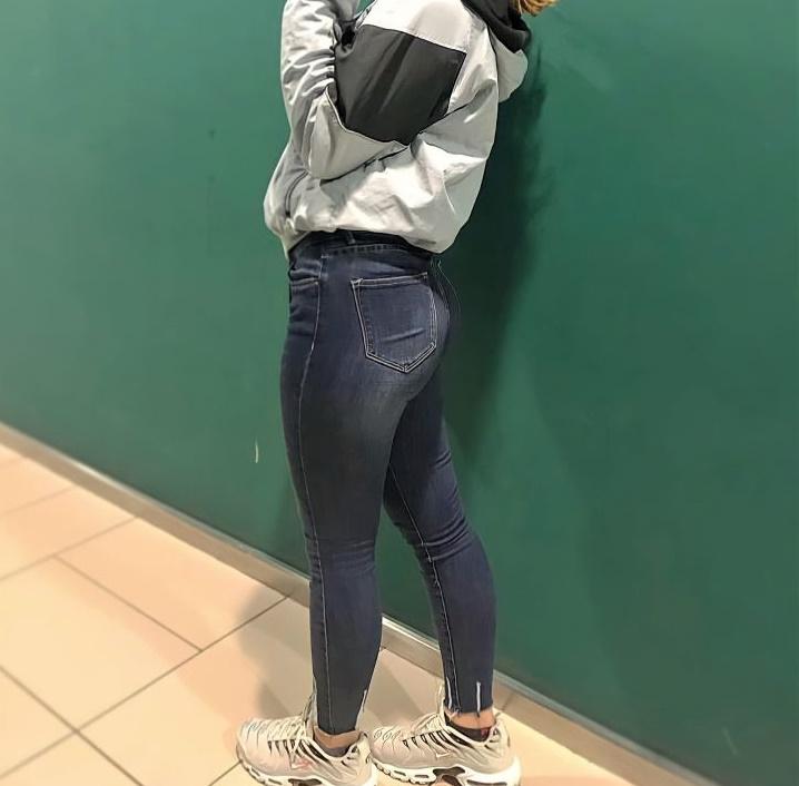 NoraJones 8 NoraJones 8